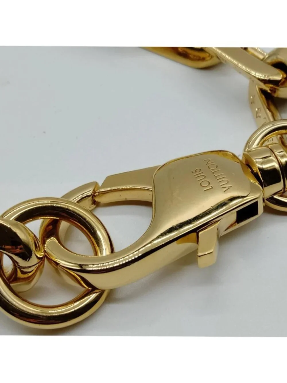 Louis Vuitton bold louis